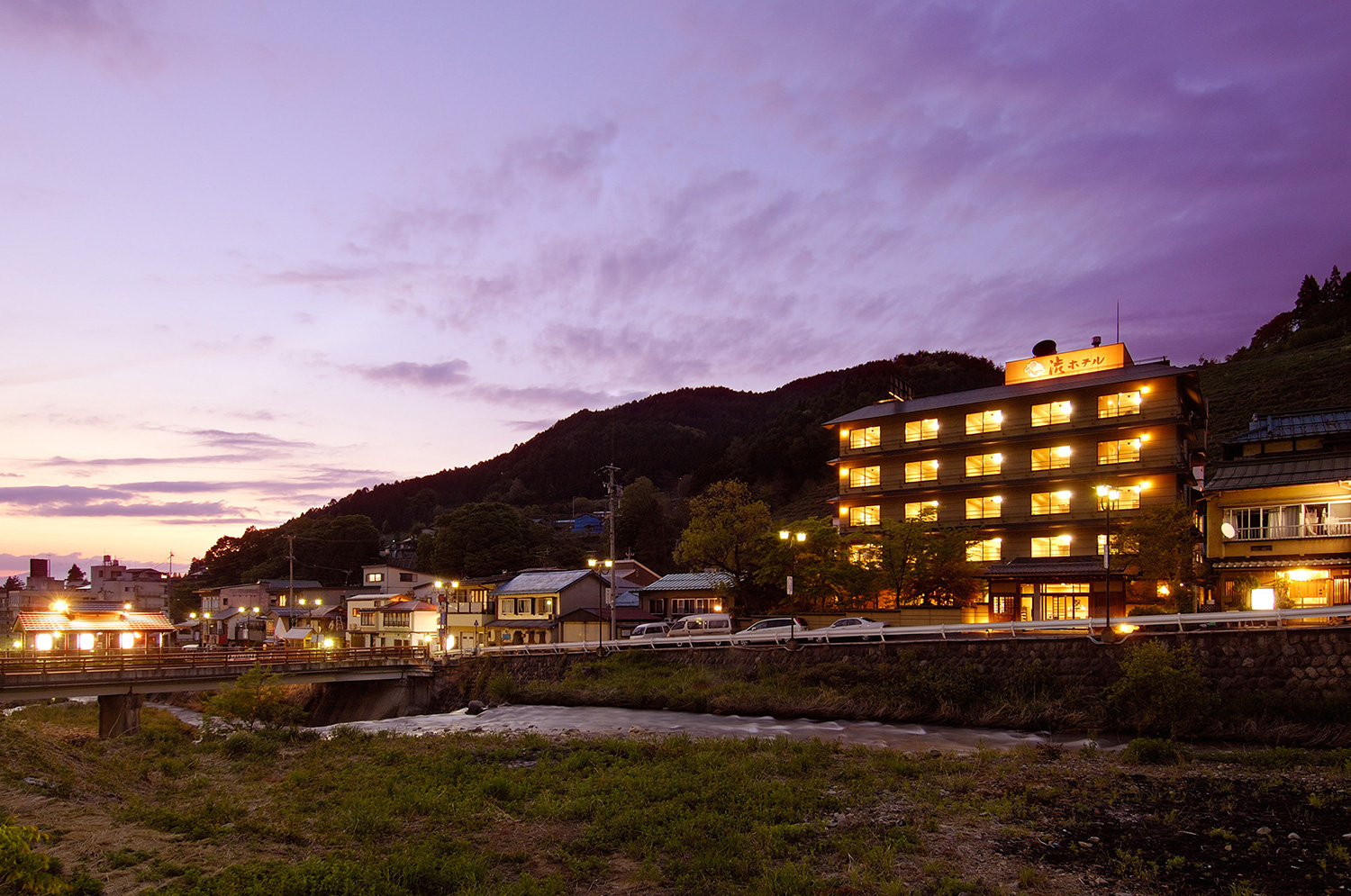 Shibu Hotel